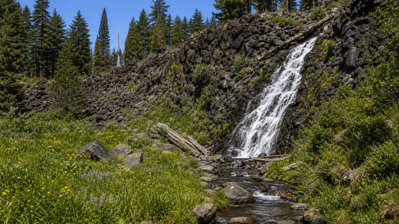 Plaikni Falls, Crater Lake National Park, Oregon