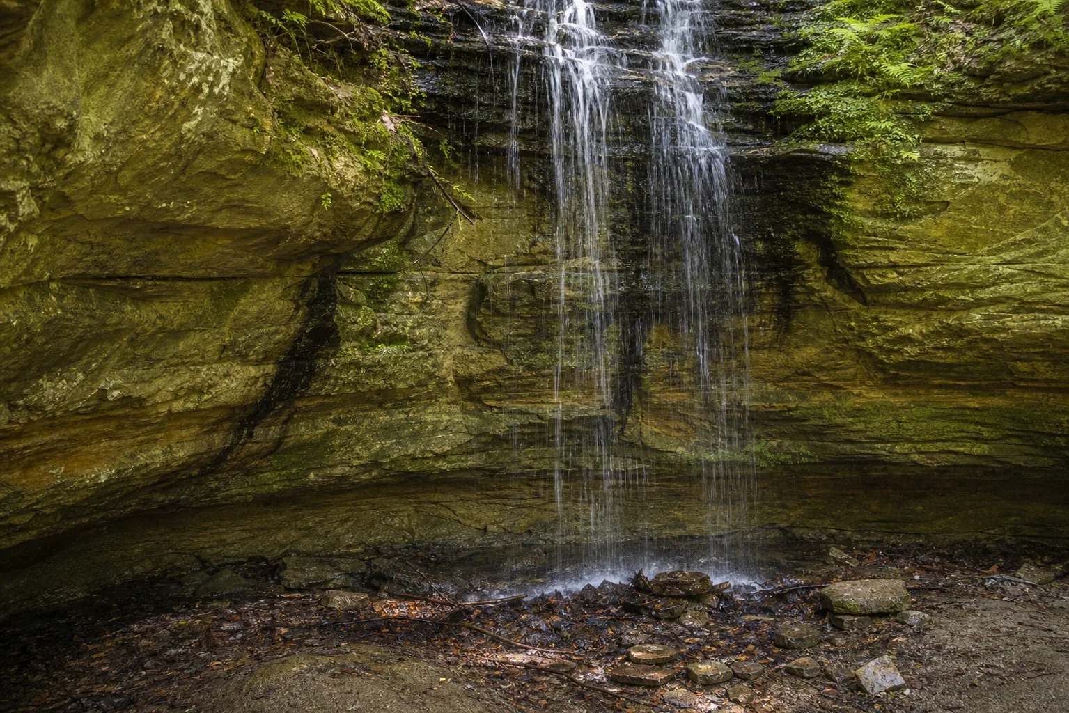 Tannery Falls water and rock detail